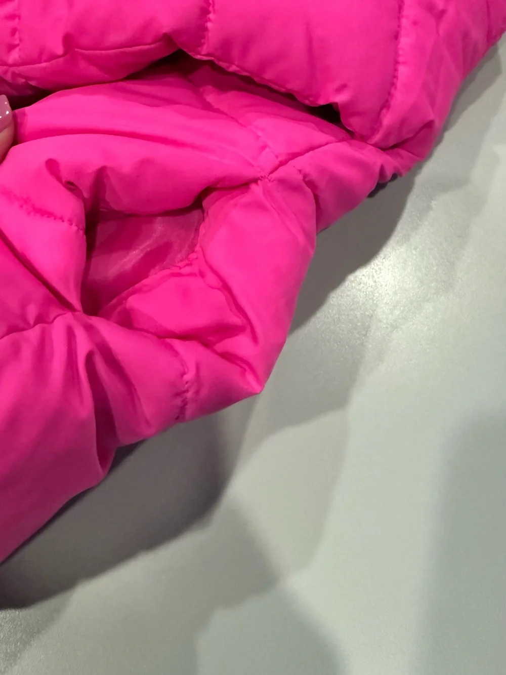 The Children's Place Bright Hot Pink Hooded Puffer Jacket Girls 3T - like new!